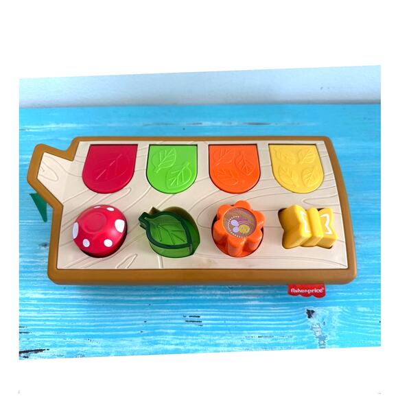 Fisher-Price Hide & Peek Pop-Up Animal-Themed Sensory Activity Toy 9+ Months - Picture 4 of 4